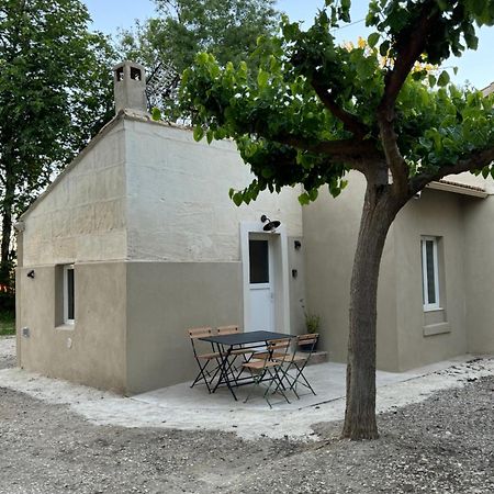 Apartament Mazet En Campagne Arles Zewnętrze zdjęcie