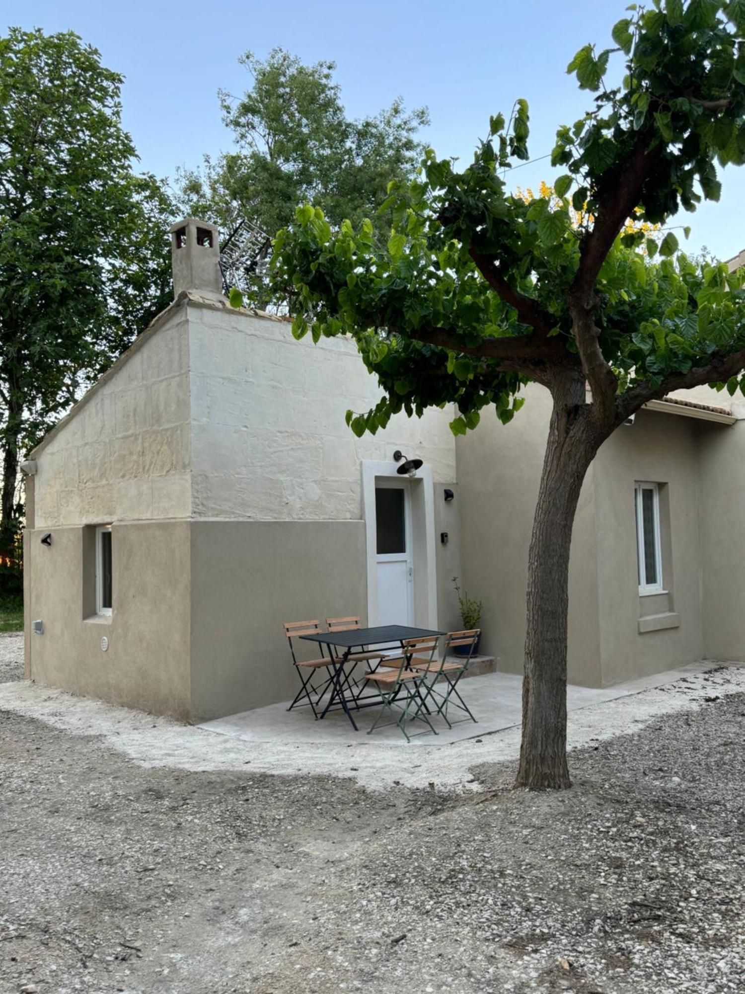 Apartament Mazet En Campagne Arles Zewnętrze zdjęcie
